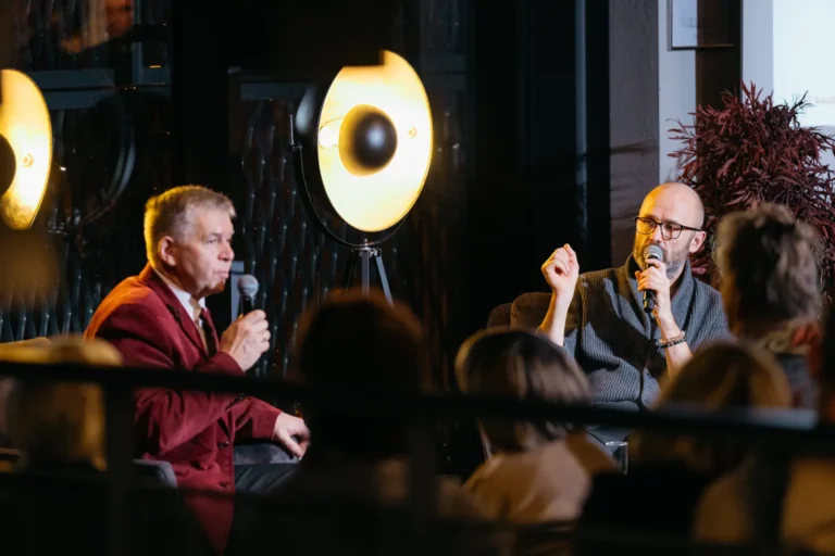 Visas istorikų R. Petrausko ir V. Rakučio diskusijos „Kodėl lietuviai nepriima Klaipėdos?“ įrašas