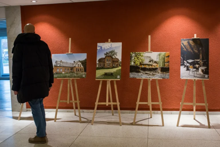 Fotografijų paroda „Raudonos Klaipėdos krašto plytos“ – Žvejų kultūros centre