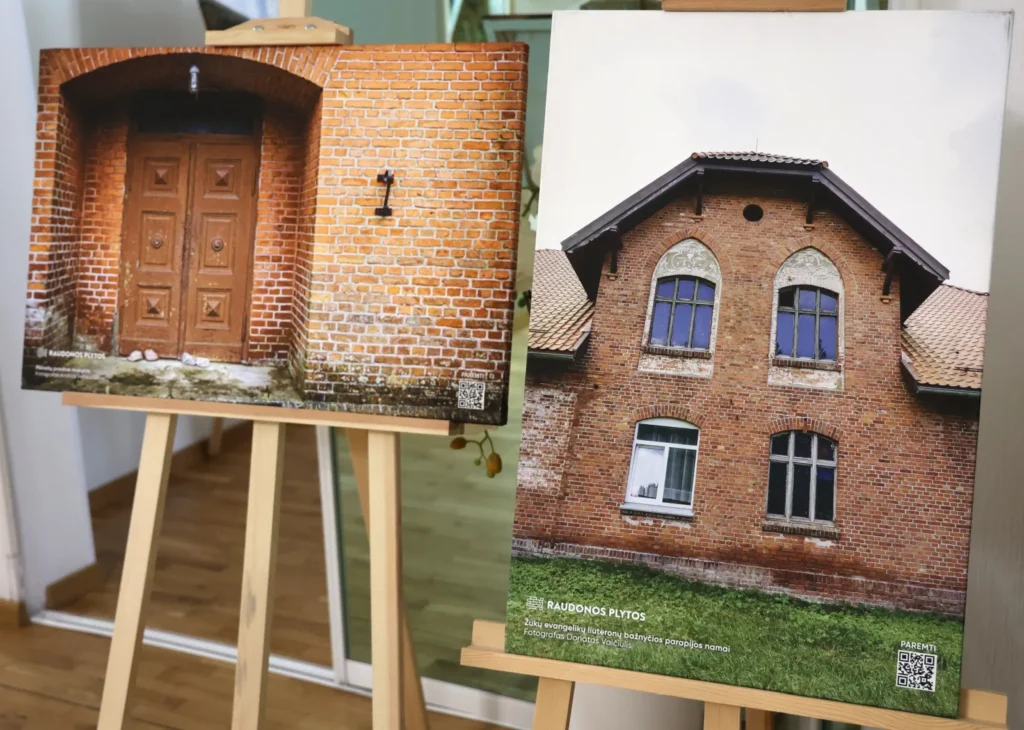 paroda raudonos plytos palangoje 008