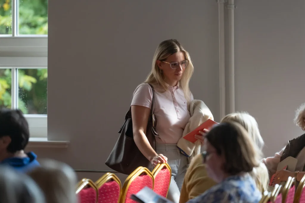 paskaita ka kalba raudonu plytu pastatai 002