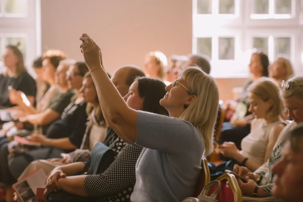 paskaita ka kalba raudonu plytu pastatai 014