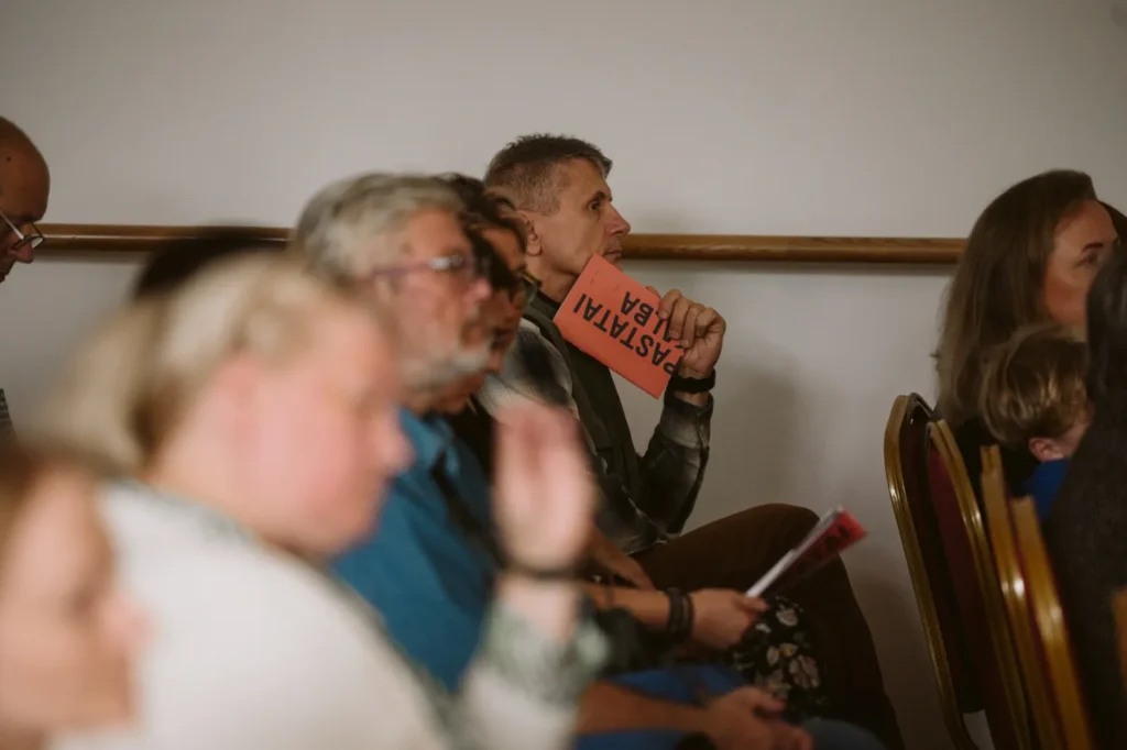 paskaita ka kalba raudonu plytu pastatai 024