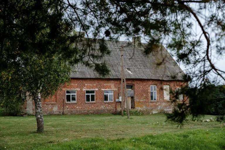 Bitėnų kaimo mokykla