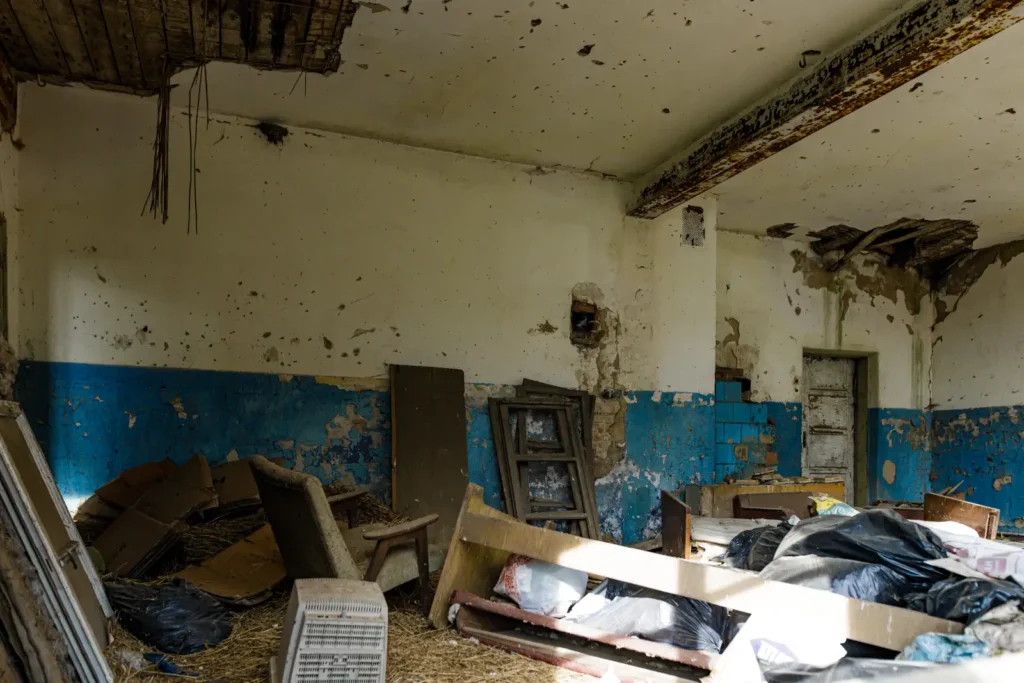 raudona plyta gilandvirsiu pradine mokykla v setkauske 002