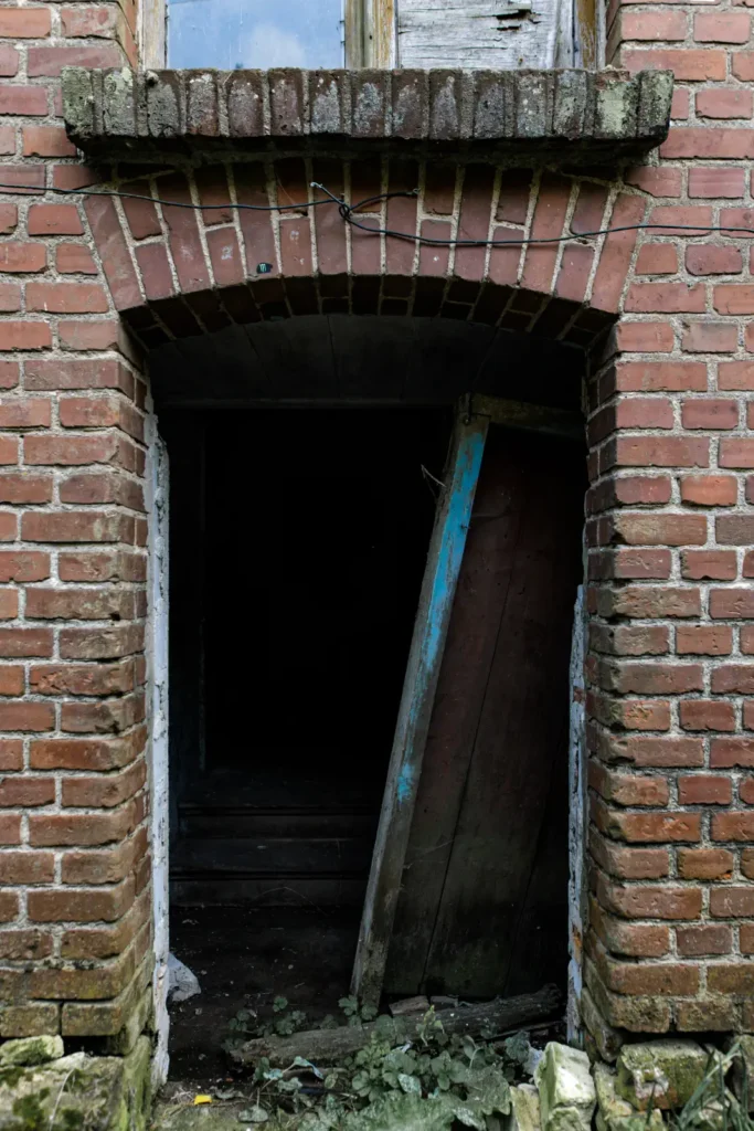 raudona plyta gilandvirsiu pradine mokykla v setkauske 008